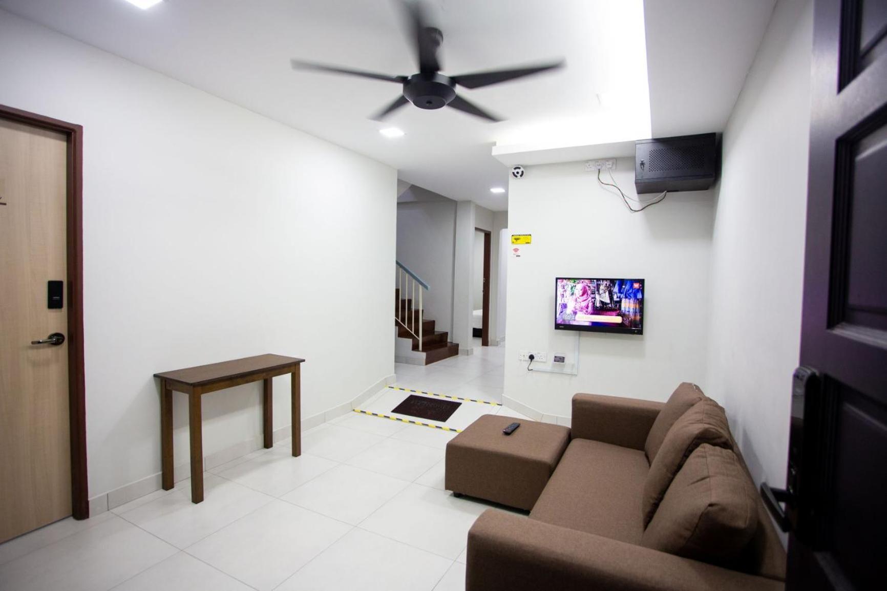 Hom2Rex Kuching Homestay Taman Timberland Экстерьер фото
